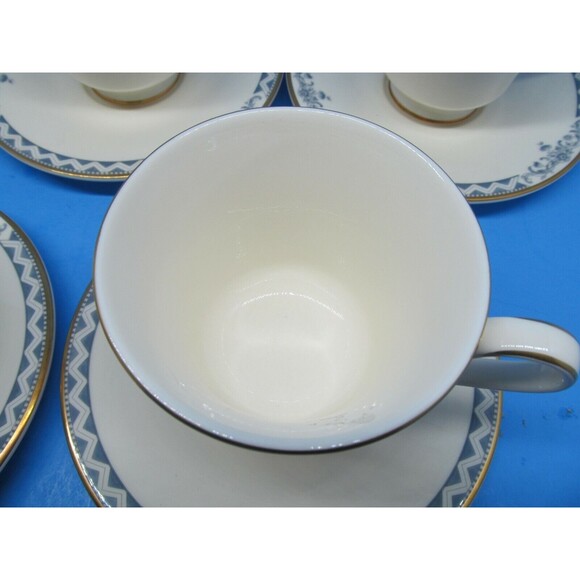 Royal Doulton Josephine Gold  Cups And Saucers Bundle of 5 sets - Picture 4 of 9